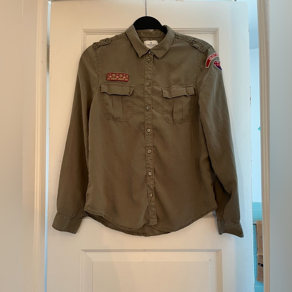 American Eagle Outfitters Green Button Down Shirt